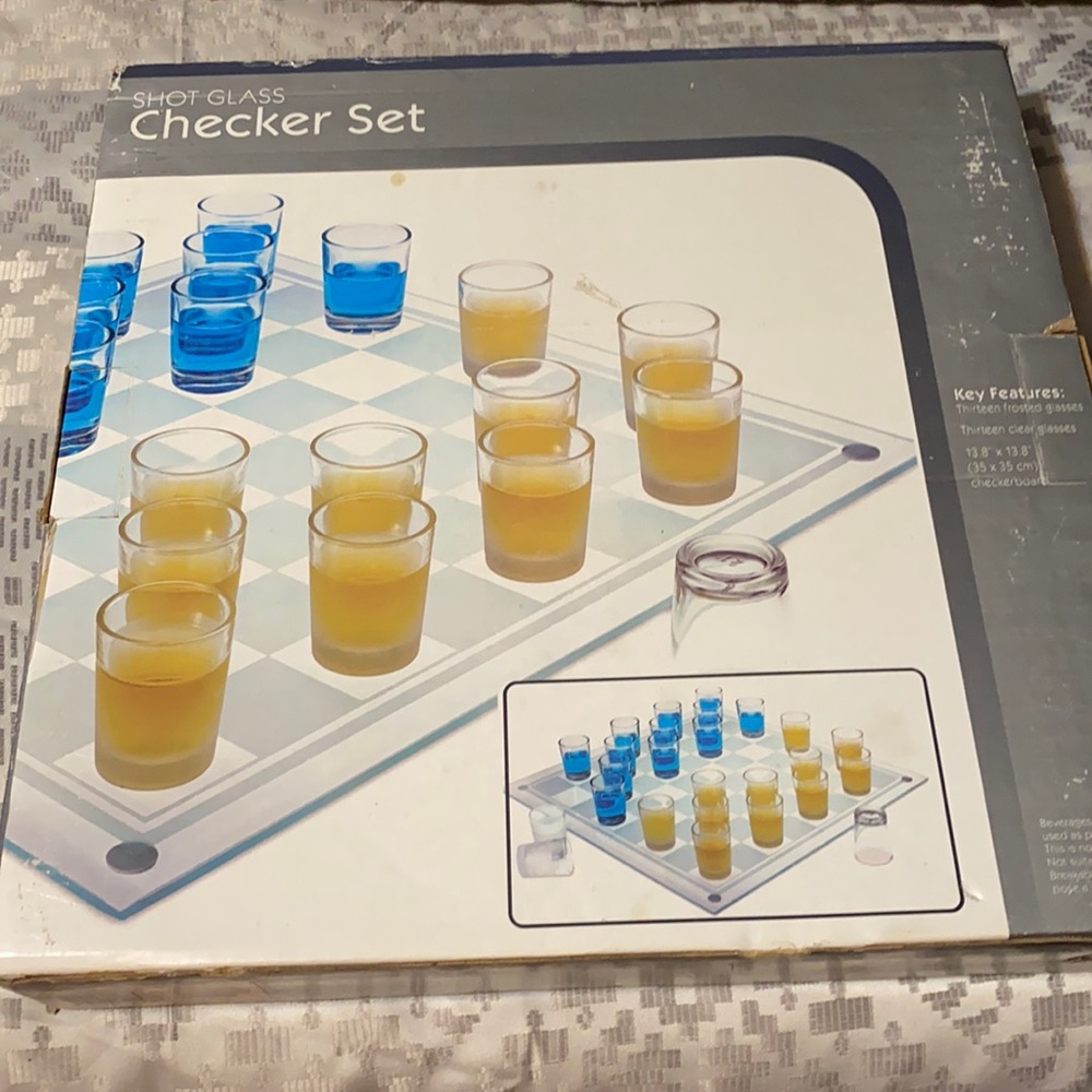 Shot Glass Checker Set